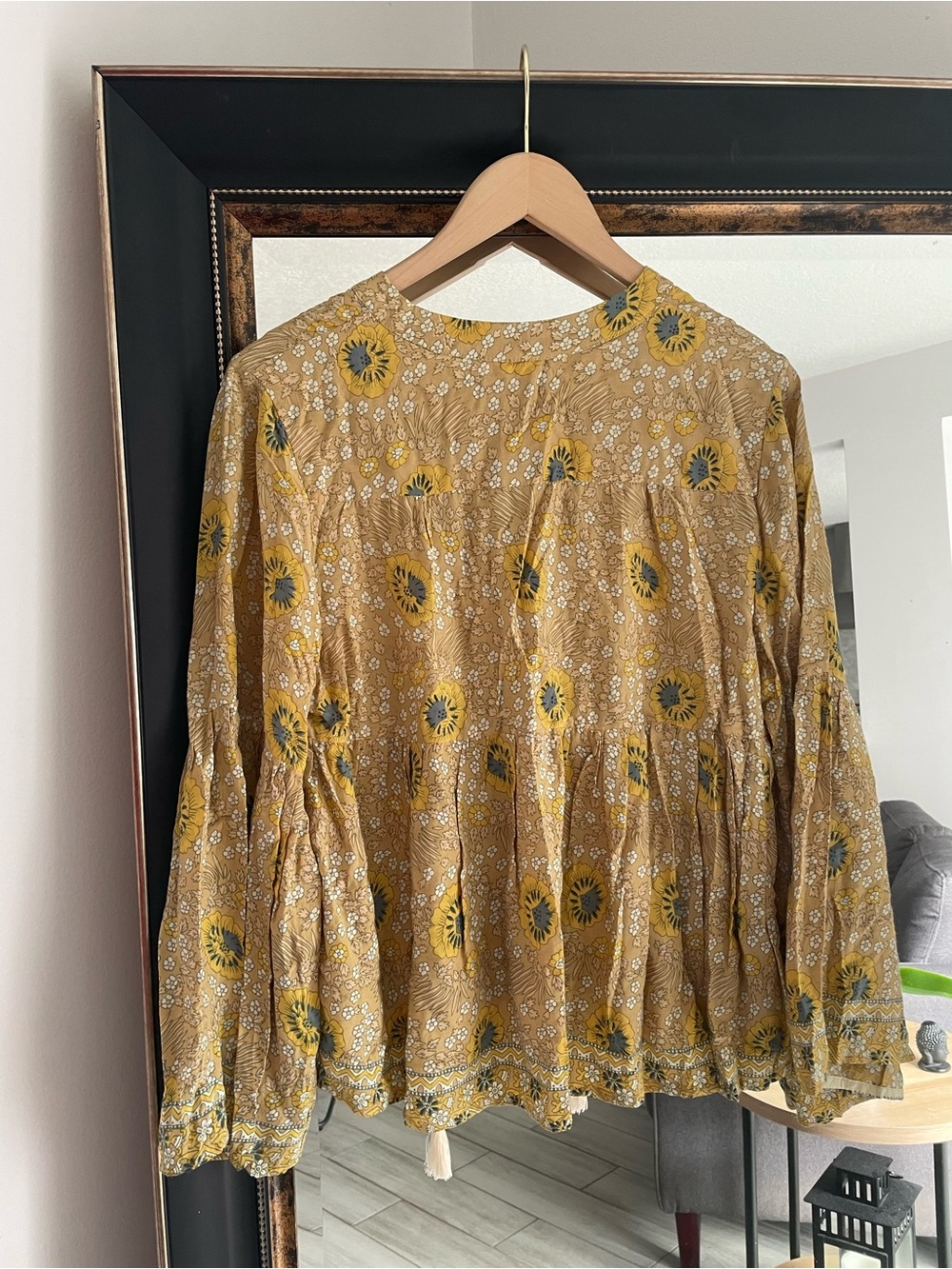 Natalie Martin Mustard Floral V-Neck Peasant Blouse - Picture 7 of 8